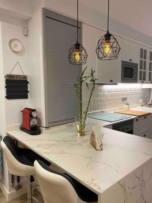 Apartamento A 100Metros De La Playa De San Lorenzo 기욘 외부 사진