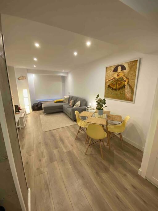 Apartamento A 100Metros De La Playa De San Lorenzo 기욘 외부 사진